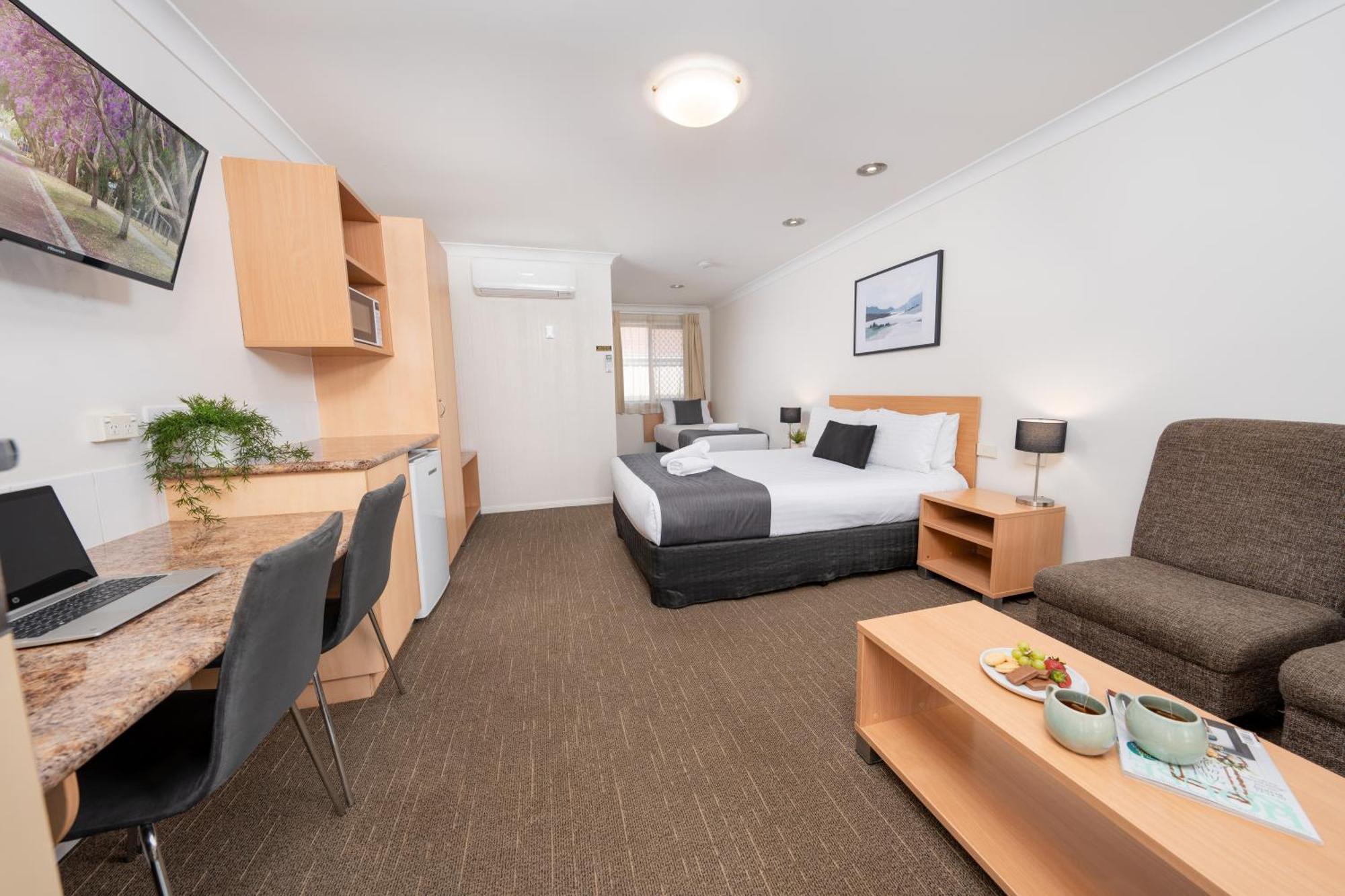 Best Western Tuscany On Tor Motor Inn Toowoomba Exterior photo